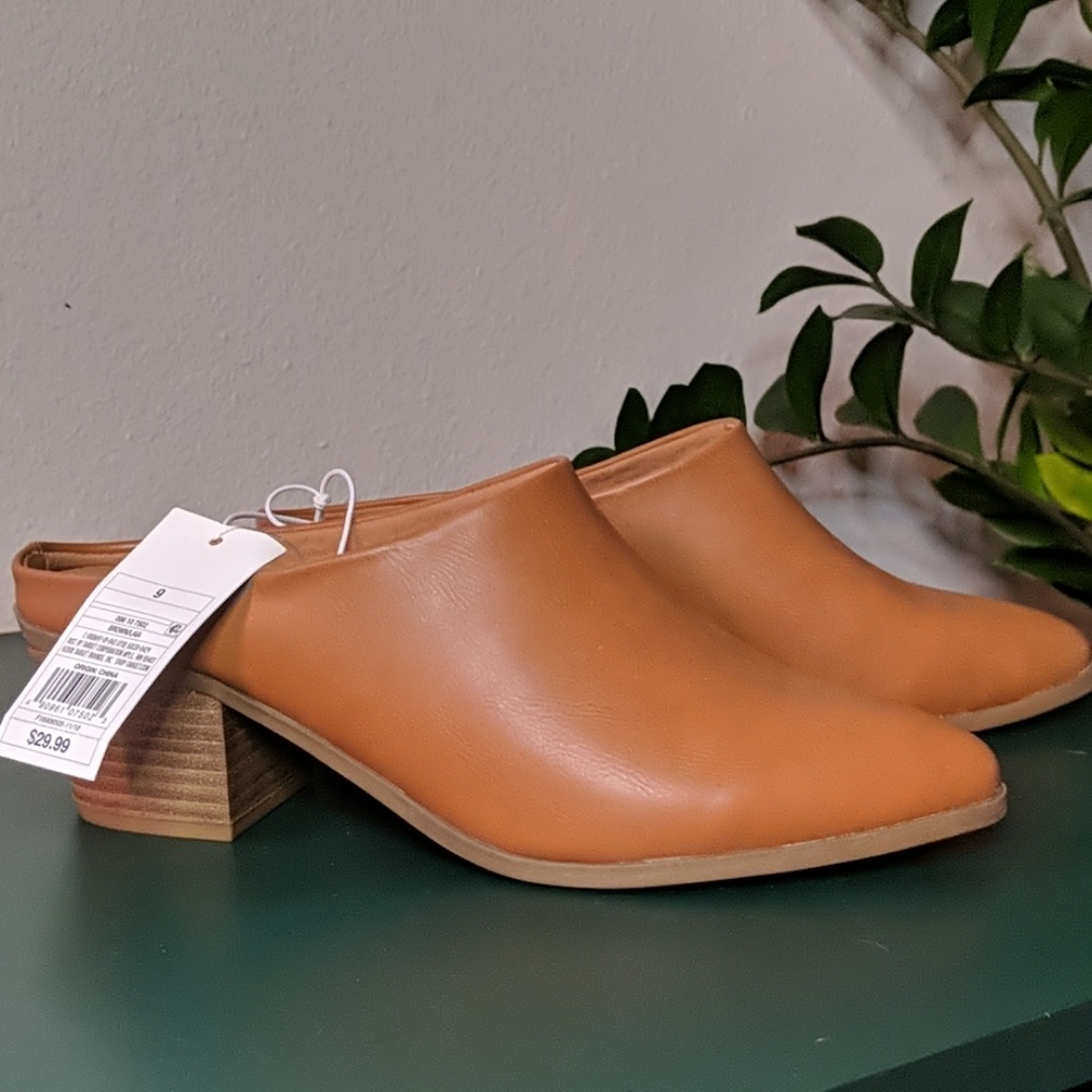 Mules Universal Thread